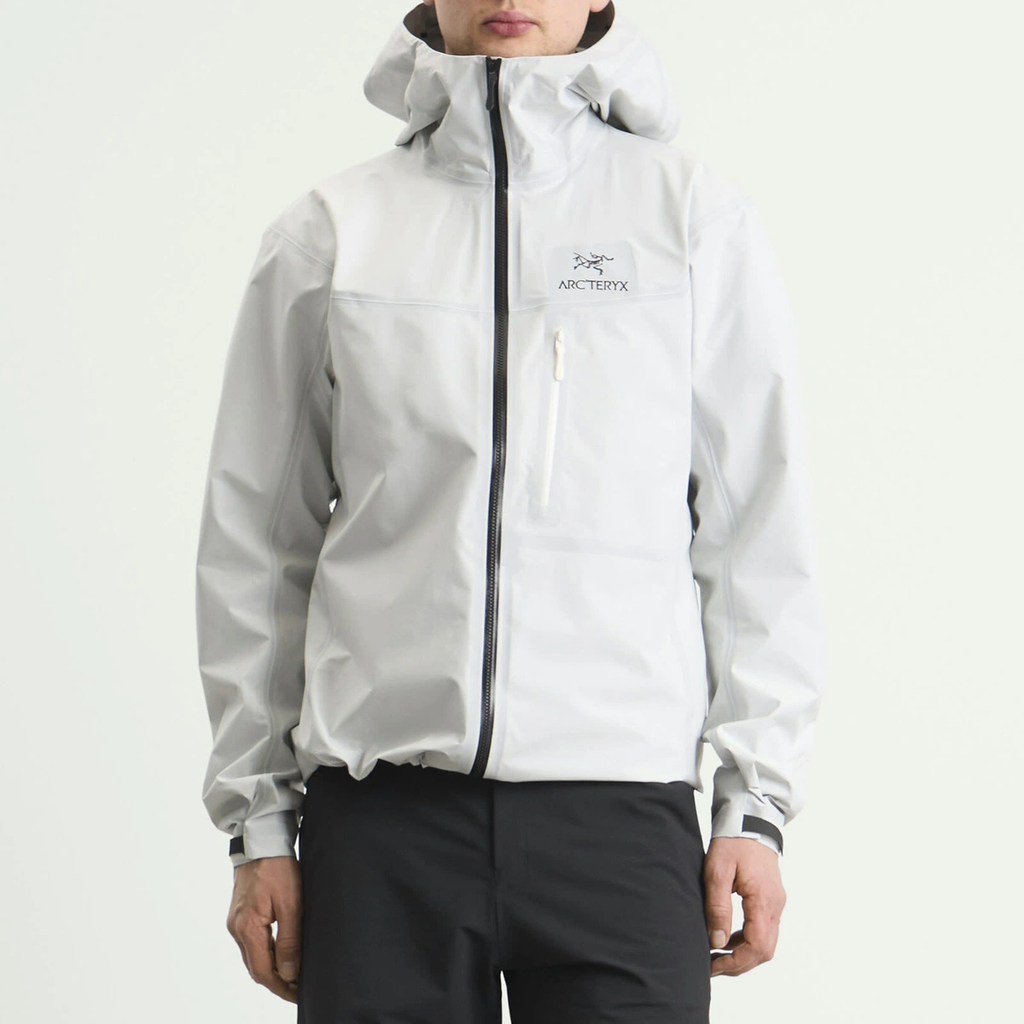 Arc'teryx Men's Alpha SL Gore-Tex Jacket in Arctic Silk/Black