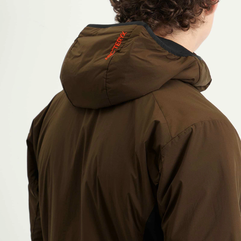 Arc'teryx Men's Atom Hooded Jacket in Carob/Black/Dynasty