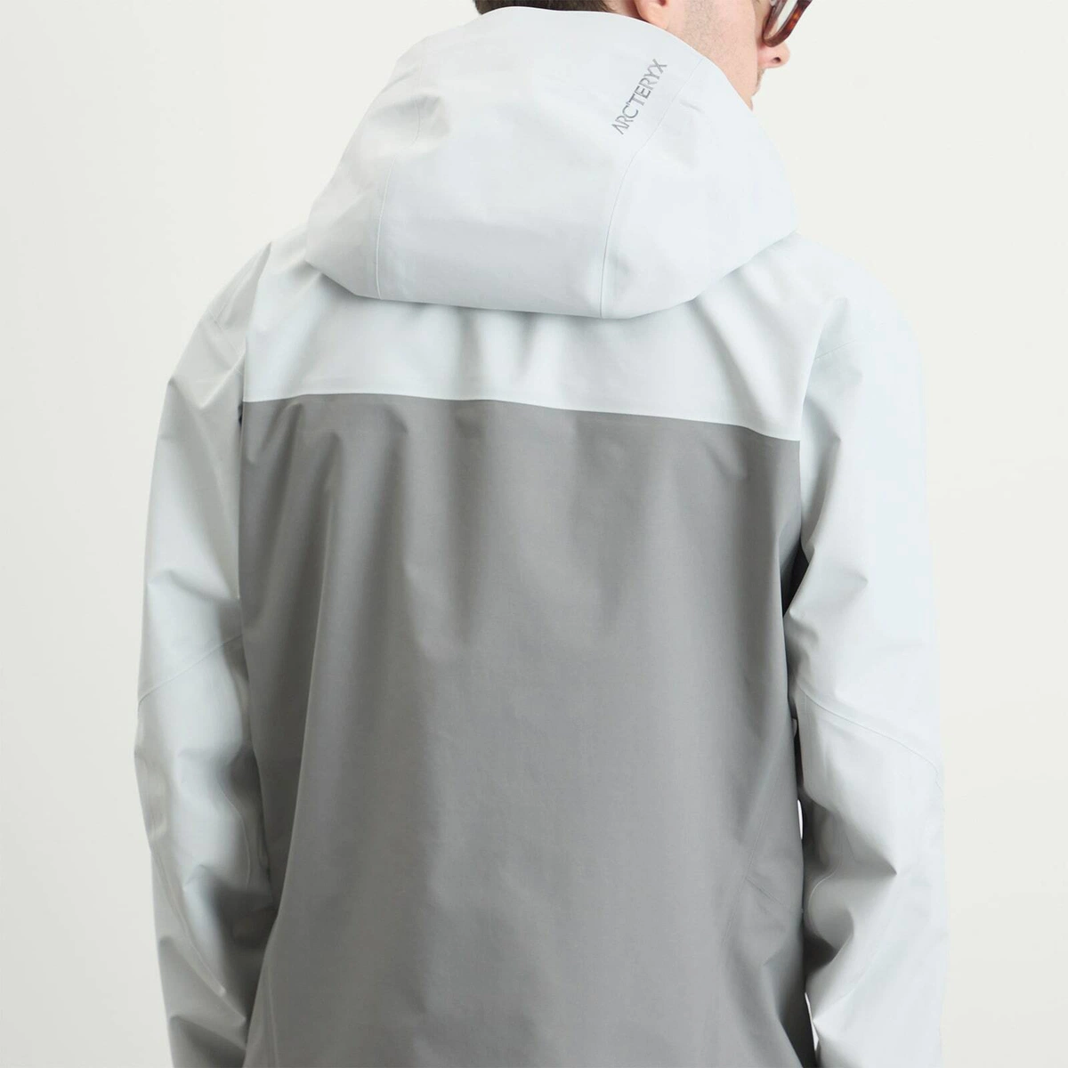 Arc'teryx Men's Beta AR Gore-Tex Jacket in Solitude/Void
