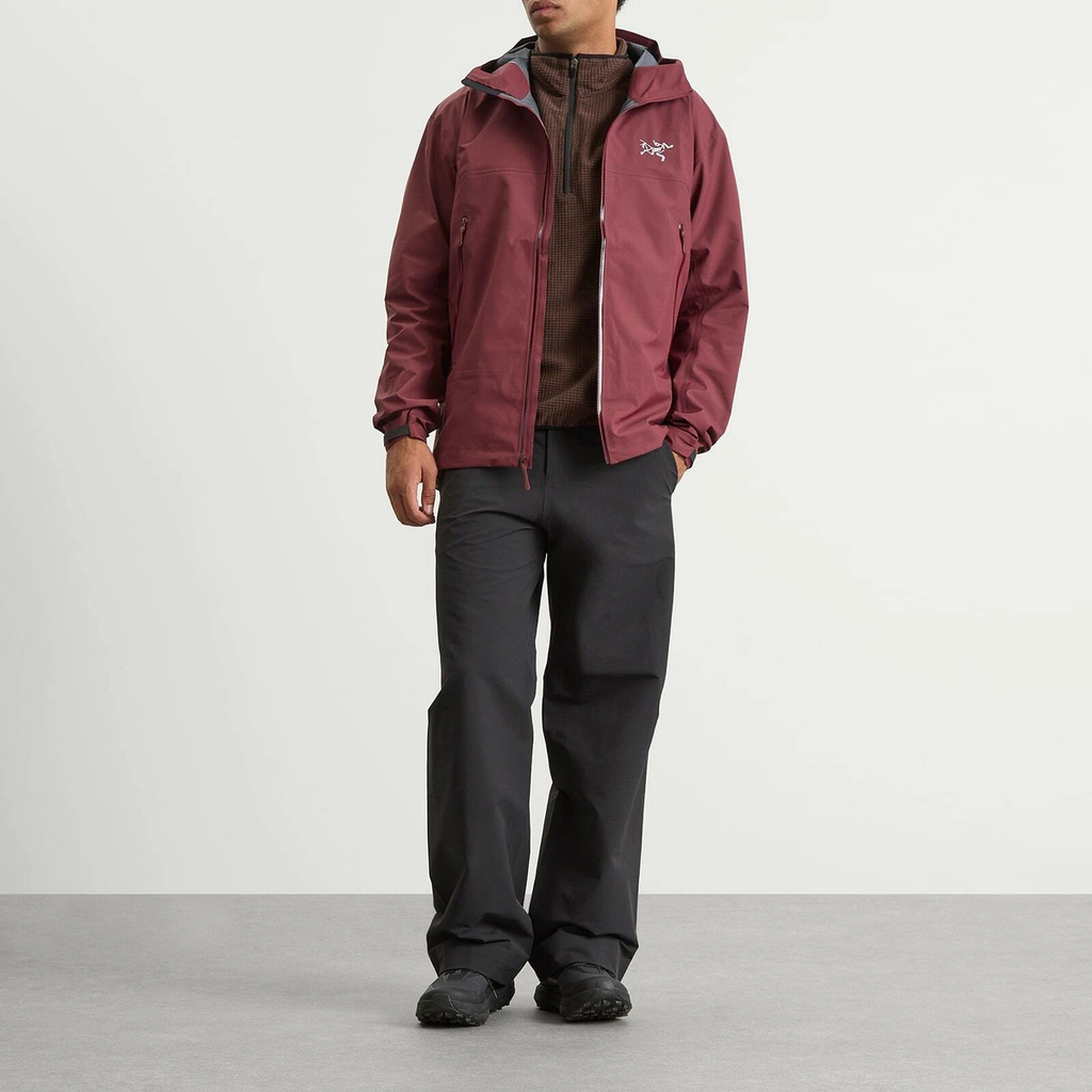 Arc'teryx Men's Beta Gore-Tex Jacket in Mars