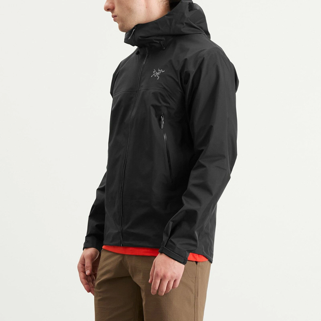 Arc'teryx Men's Beta SL Gore-Tex Jacket in Black