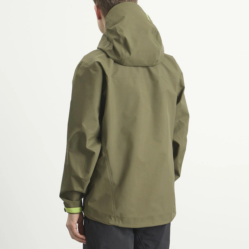 Arc'teryx Men's Beta SV Gore-Tex Jacket in Tatsu/Mantis