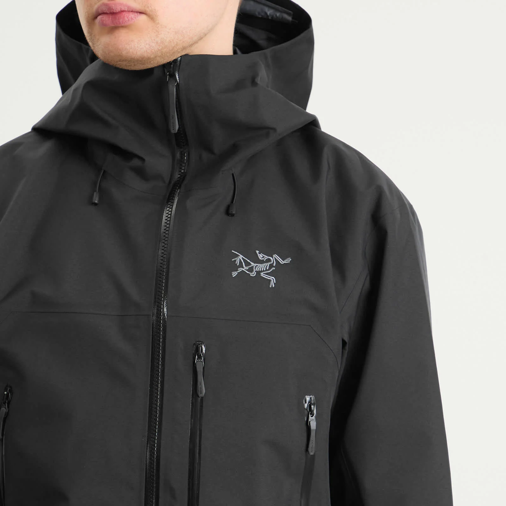 Arc'teryx Beta SV Gore-Tex Jacket “Black”