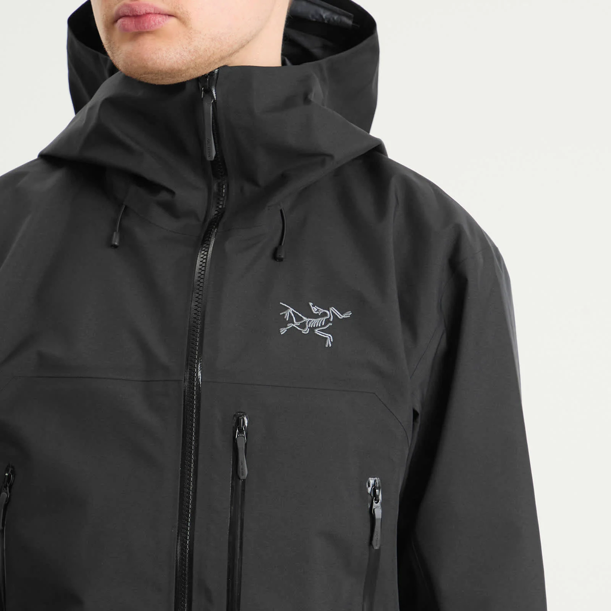 Arc'teryx Beta SV Gore-Tex Jacket “Black”