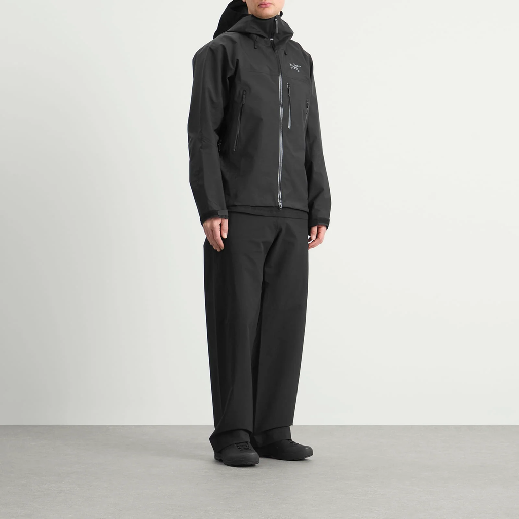 Arc'teryx Beta SV Gore-Tex Jacket “Black”
